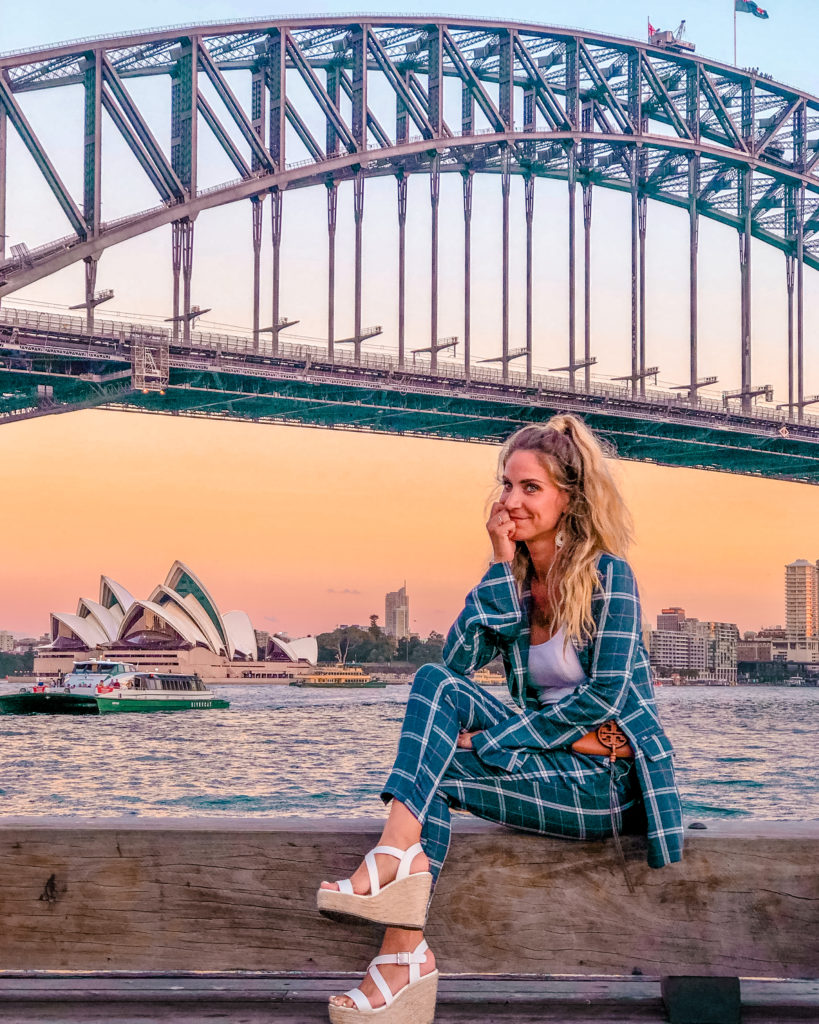 MIlsons Point Sydney Opera House Harbour Bridge